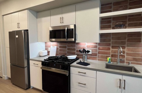 Midway District Apartment | Fully Furnished 1BR Point Loma w/Wi-Fi Parking