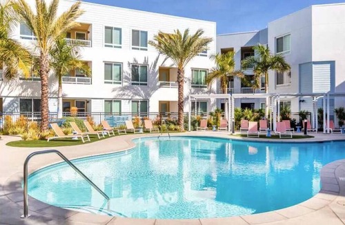 Midway District Apartment | Fully Furnished 2BR Point Loma w/Wi-Fi Parking