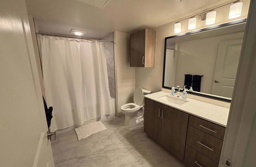 Midway District Apartment | Fully Furnished 2BR Point Loma w/Wi-Fi Parking