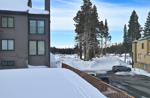Kirkwood Condo | Fully-remodeled stylish 2BR condo, steps to lifts