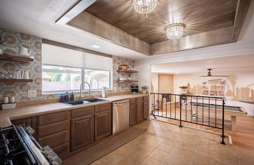 Chinatown House | Fun 4bed pool home next to strip!