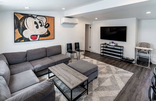 Southwest Anaheim House | Fun Family 4-bedroom Home Near Disneyland