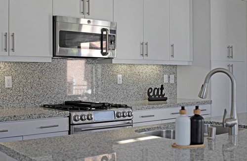 Ivey Ranch - Rancho Del Oro House | Fun In The Sun 2 Bed 2 Bath Home