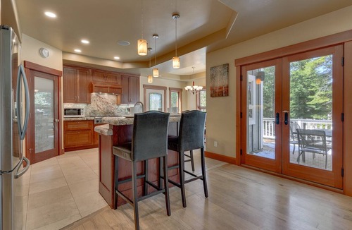 Country Club Estates House | Game Room | Fireplace | Views | Close to Beaches & Casinos: Cherry Pines