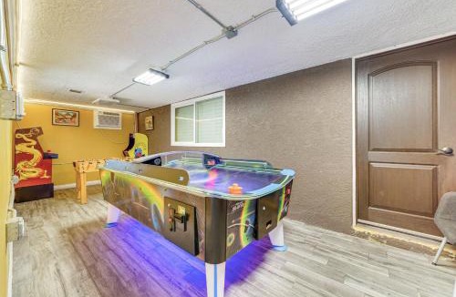 Walnut Valley House | Game Room, Pool! Family Home 25 Mi to Disneyland