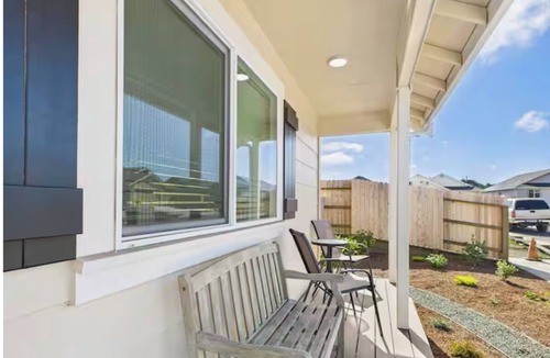 McKinleyville House | Game Time Getaway, Brand New Build, Close to Everything