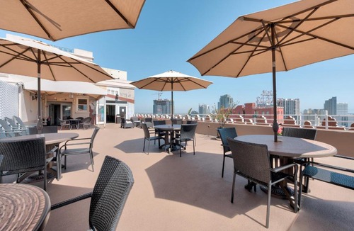 Gaslamp Quarter Hotel | Gaslamp Plaza Suites