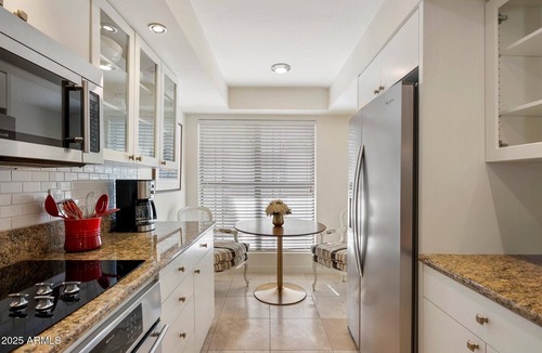Camelback East Condo | Gated Luxury 2-bedroom Penthouse condo - designer furnished in Biltmore Phoenix.