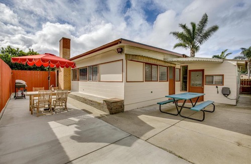 Morena House | Gateway to Mission Bay & More! Gem w/Tropical Bar