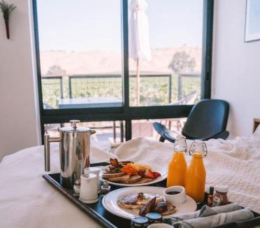 Paso Robles Hotel | Geneseo Inn