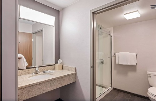Pleasant Hill Hotel | Get Ready for Blissful Getaway! 4 Affordable Units, Near Calypso Cabanas