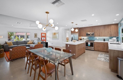 Racquet Club West House | Getaway to Palm Springs! Modern Palm Springs Home with Lap Pool