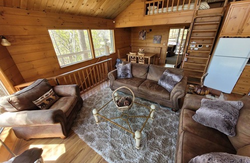 Green Valley Lake Cabin | Ginger Canyon Cabin is a 2-bedroom 2 bath cabin with one car attached garage.