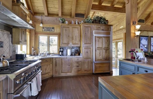 Truckee House | Glacier Luxury Lodge 360 Views