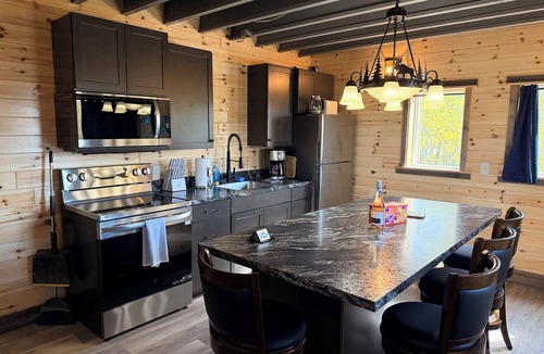 Babb House | Glacier Mirador - A New Forest Fortress overlooking the Glacier National Park
