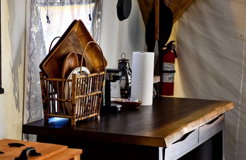 Idleyld Park RV Rental | Glamping! Luxury Tent - Ranger, Idleyld Park, OR
