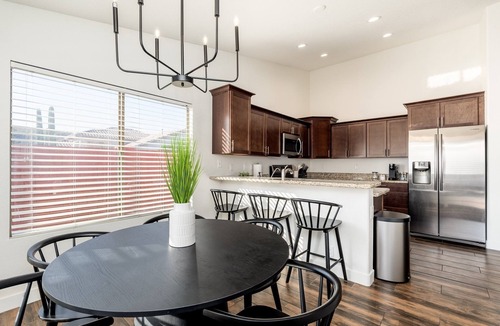 Deer Valley House | Glendale AZ, heated pool, 3 bed, 2 ba. Centrally located!