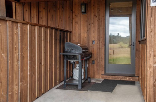 Sisters House | GM167 | Stunning,Luxury Log Home with enough room for the entire family.