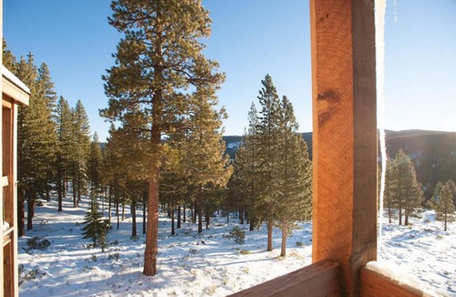 Truckee House | Gold Bend by Tahoe Mountain Properties