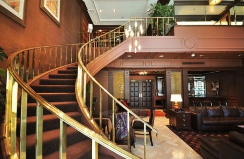 Sunrise Manor Hotel | Gold Tower Premier Doubles at Golden Nugget Las Vegas, Pools, Nightlife!