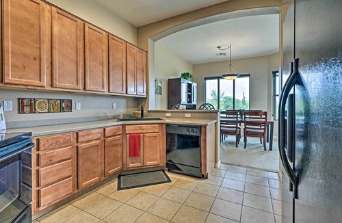 Gold Canyon House | Golf Course View & Pool Access: Gold Canyon Gem