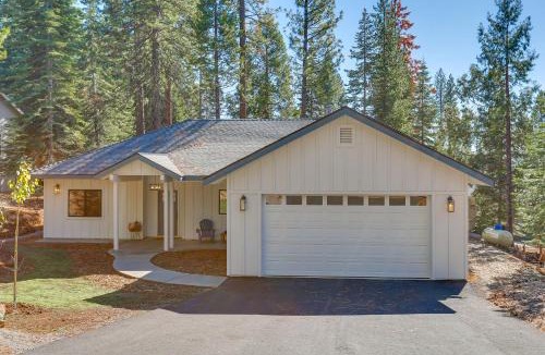 Lake Almanor West House | Golf & Hike! Home in Lake Almanor West Community