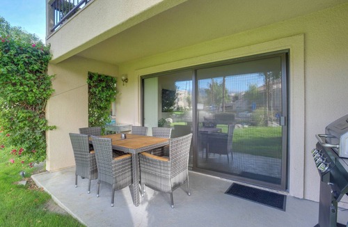 Cathedral City Condo | Golf, Hike & Relax: Cathedral City Condo