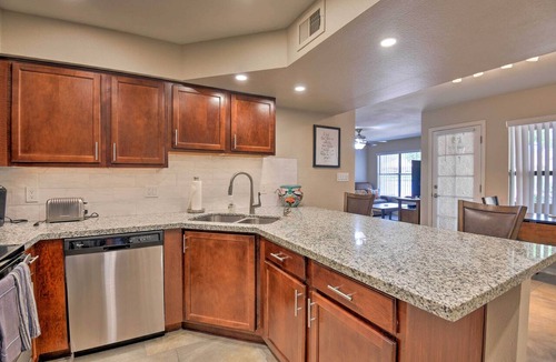 Central Scottsdale Condo | Golf, Shop & Hike: Scottsdale Resort Condo!