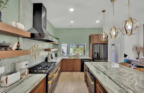 Winchester House | Golfside Villa 4300sf 4BD/4BA w/Pool, Sauna, Hot Tub - Near Strip