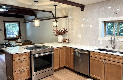 Sierra Cedars Cabin | Gorgeous 4-bedroom cabin in Shaver Lake perfect for family fun