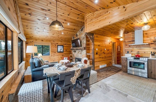 Salt Lake Mountain Resorts House | Gorgeous Alta Ski Area Home. Kitchen Completely Remodeled in 2023!