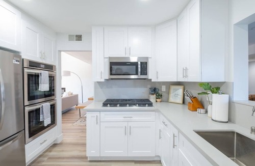 Casa de Oro-Mount Helix House | Gorgeous Family Retreat | Games, FirePit & Parking