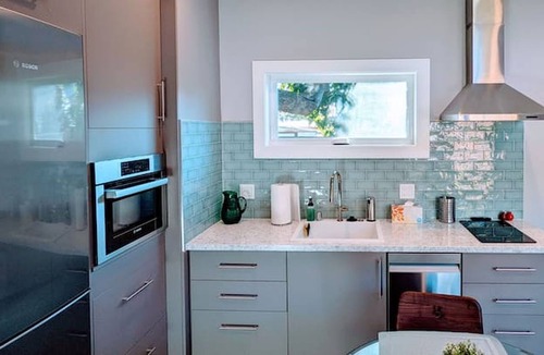 Sunnyvale House | Gorgeous Modern Home with Scenic Backyard!
