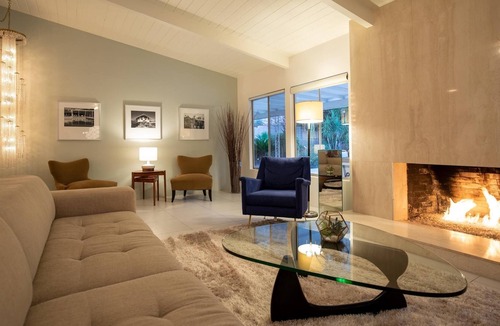 Old Las Palmas House | Gorgeous Mountain Views in Vista Las Palmas