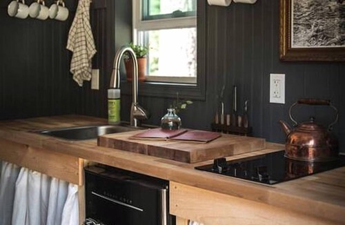 Victor RV Rental | Gorgeous Tented Cabins near the Sapphire Mountains in the Bitterroot Valley Northwestern Montana, for a Glamping Getaway!