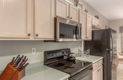 Surprise House | Got Golf? SCG. 2 Bedroom Perfect. Woof!