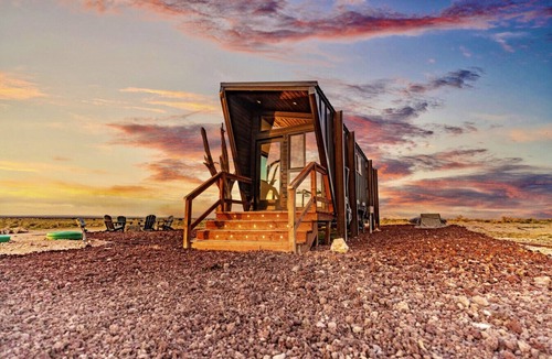 Valle House | Grand Canyon Stargazing Off-Grid Tiny Home