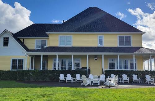 Brush Prairie House | Grand Chateau on 34 acre Vineyard minutes from Portland Oregon