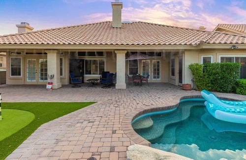 Foothills House | Grand Home w/Private Pool on Foothills Golf Course