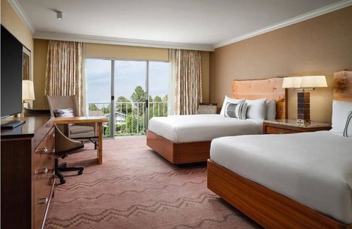 Flagstaff Hotel | Grand View Two Queen Beds at Little America Hotel, Outdoor Pool, Free Parking
