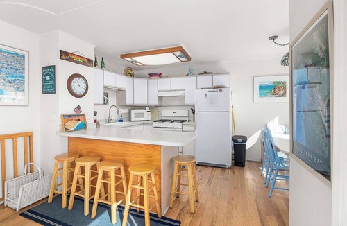 Capitola Condo | Grandma's Nest- Oceanfront Venetian