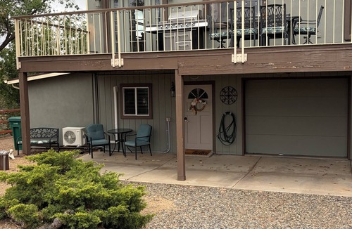 Iron Springs Apartment | Granite Mountain 1-bedroom apartment in charming Prescott- close to trails