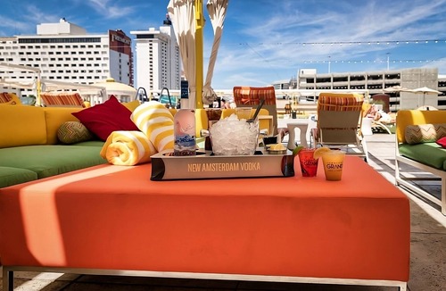 Downtown Las Vegas Apartment | Great Amenities Onsite! 3 Convenient Units! Minutes to The Neon Museum!