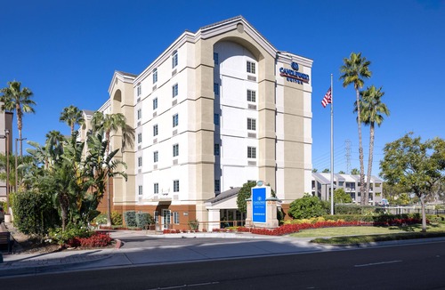 Anaheim Resort House | GREAT DEAL! 2 Amazing Units Close to Disneyland! Shuttle Service, Pool!