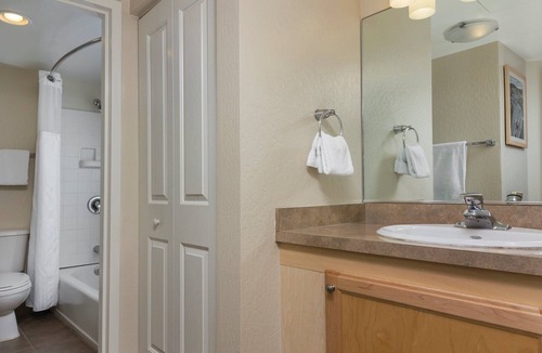 Downtown Reno Resort | Great dining, nightlife and gaming!