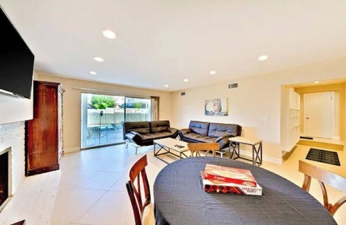 Orange House | Great for Family's Disneyland Close 5 Bedrooms, 3 Baths, Sleeps 12 Pool Home