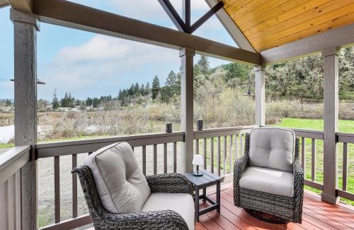 Oakland House | Great Outdoor Space! Serene Getaway in Oakland