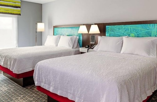 Tigard House | Great Relaxing Overnight Stay! 2 Family-friendly Units, Pool, Free Parking