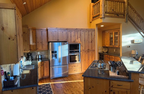 Three Rivers House | Great River Front Vacation Home in Sunriver with Hot Tub! Pet Friendly DCCA#1432