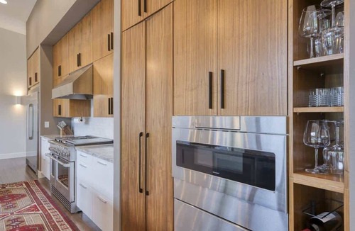 McMinnville House | Green Acres - Serene Luxury Wine Country Retreat